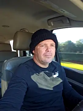 cubanitofeliz40 online show from 6, 2, 2026