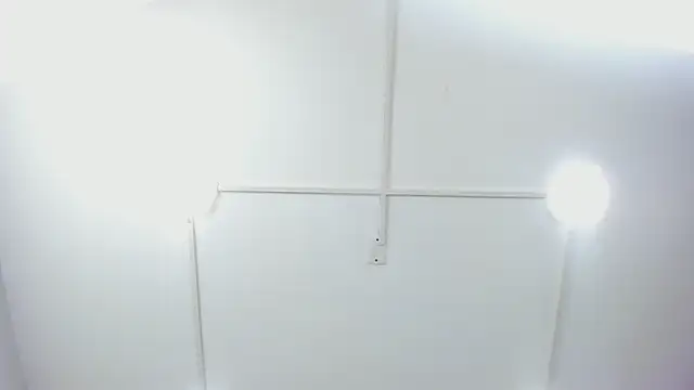 ThaliaCross online show from 14, 9, 2025