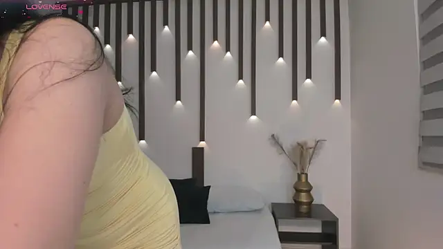 Snapshot of emma_fhox chatting on 20, 2, 2026 emma fhox online show from 20, 2, 2026