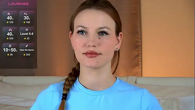 YungTessa online show from 30, 9, 2025