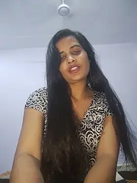 cute radhikaa online show from 28, 5, 2026