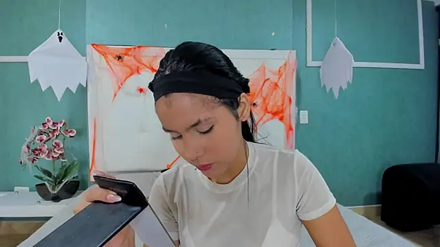 ania gomez online show from 1, 11, 2025