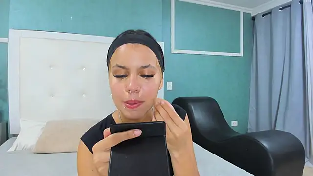 ania gomez online show from 14, 12, 2025