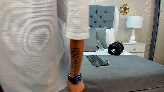 ZoeKrug online show from 22, 9, 2025