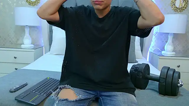 ZoeKrug online show from 14, 11, 2025