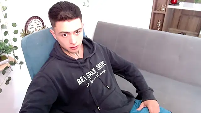 santii ss online show from 18, 3, 2026