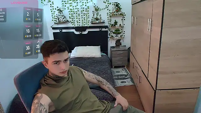 santii ss online show from 25, 4, 2026