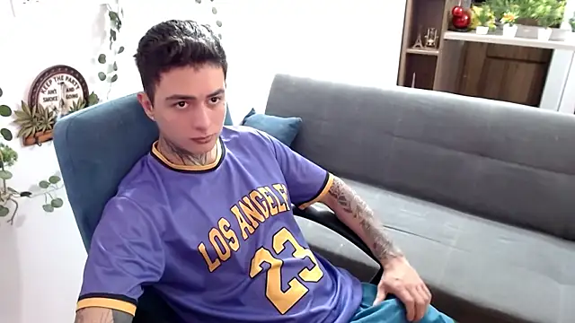 santii ss online show from 8, 4, 2026