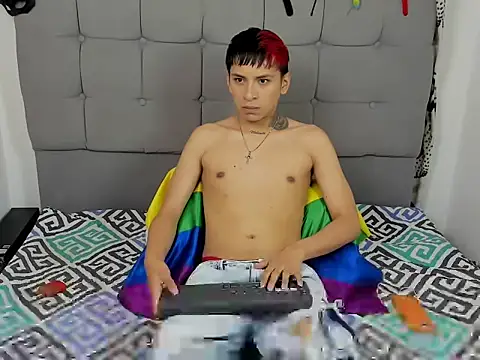 Snapshot of jake_hott1 chatting on 1, 10, 2025 jake hott1 online show from 1, 10, 2025