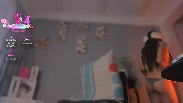 Chloe cooperr online show from 30, 10, 2025