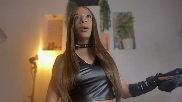 Chloe cooperr online show from 14, 9, 2025