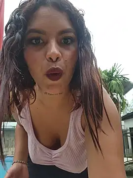 Snapshot of Yessica_Lopezz chatting on 19, 6, 2026 Yessica Lopezz online show from 19, 6, 2026