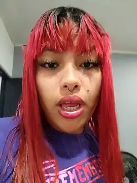 Yessica Lopezz online show from 28, 9, 2025