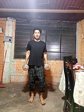 LecheDeSoya666 online show from 9, 11, 2025