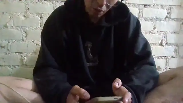 LecheDeSoya666 online show from 6, 5, 2026