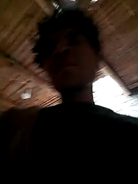 LecheDeSoya666 online show from 28, 9, 2025