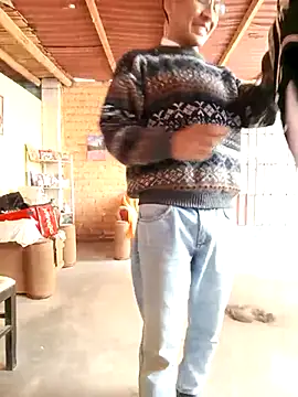 LecheDeSoya666 online show from 6, 10, 2025