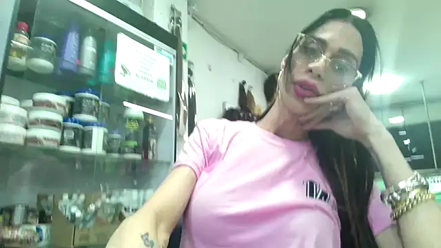 lolateton online show from 13, 4, 2026