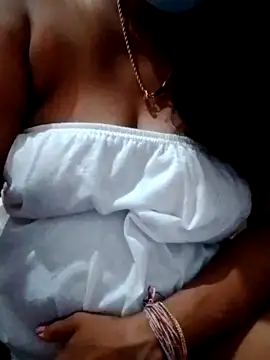 boosypussy online show from 2, 4, 2026