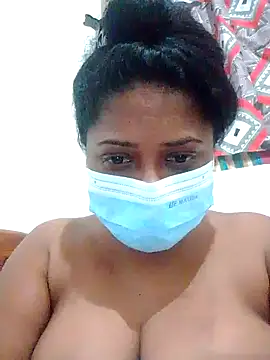 Snapshot of boosypussy chatting on 4, 7, 2026 boosypussy online show from 4, 7, 2026