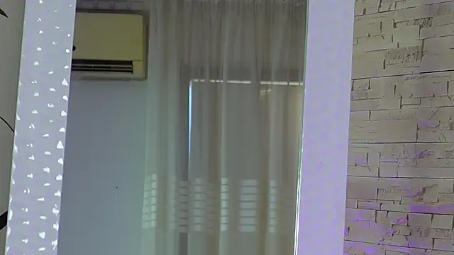 LucyLextonX online show from 29, 10, 2025