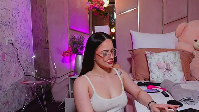 LucyLextonX online show from 1, 4, 2026