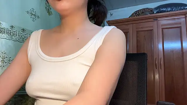 Snapshot of LinYi_Office chatting on 25, 6, 2026 LinYi Office online show from 25, 6, 2026
