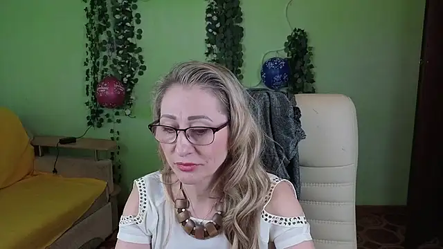 Habibi Honeyy online show from 28, 9, 2025