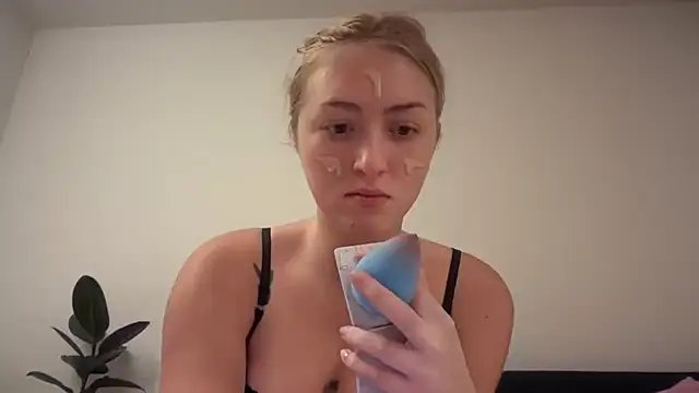 Snapshot of Kitty_Swetty chatting on 14, 2, 2026 Kitty Swetty online show from 14, 2, 2026