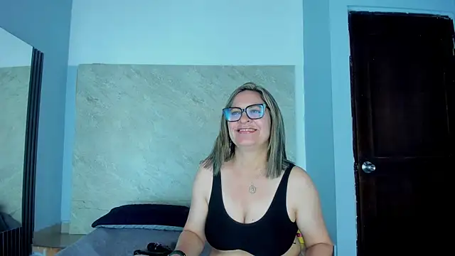 Agatha Pleasure online show from 30, 4, 2026