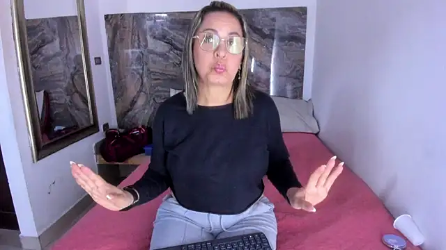 Agatha Pleasure online show from 20, 5, 2026