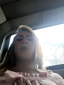 Snapshot of Daliana_Gounbolt chatting on 25, 10, 2025 Daliana Gounbolt online show from 25, 10, 2025