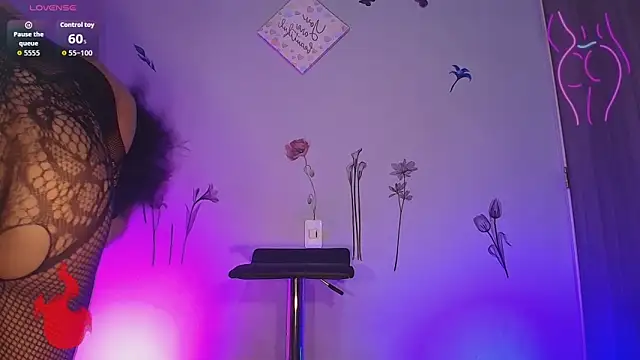 Barbydominant fetish online show from 15, 2, 2026