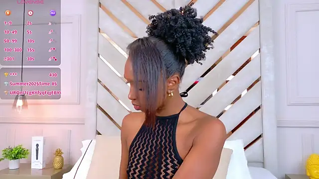 Agatha-Adams online show from 27, 9, 2025