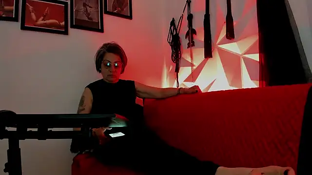 MistressNyx cg online show from 16, 10, 2025