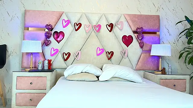 Snapshot of Zoelucas chatting on 17, 9, 2025 Zoelucas online show from 17, 9, 2025