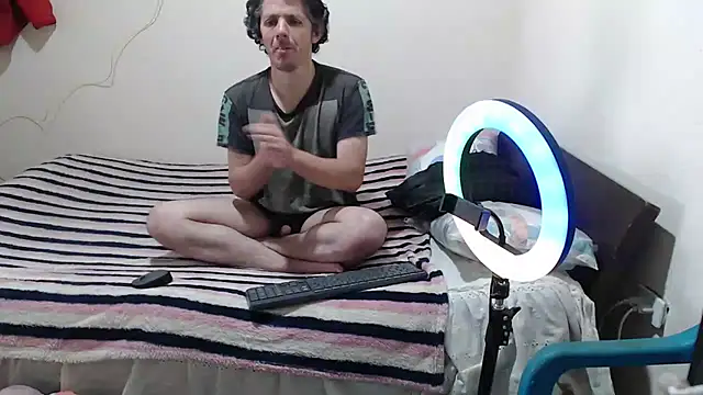 jade noah  online show from 2, 10, 2025