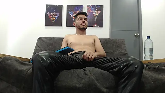 mackdaniels online show from 12, 2, 2026