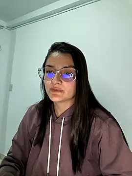 Coralinne   online show from 21, 4, 2026