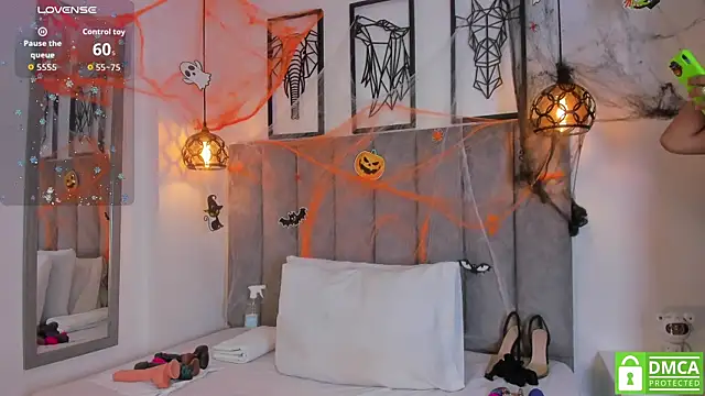 Gia Scott online show from 27, 10, 2025