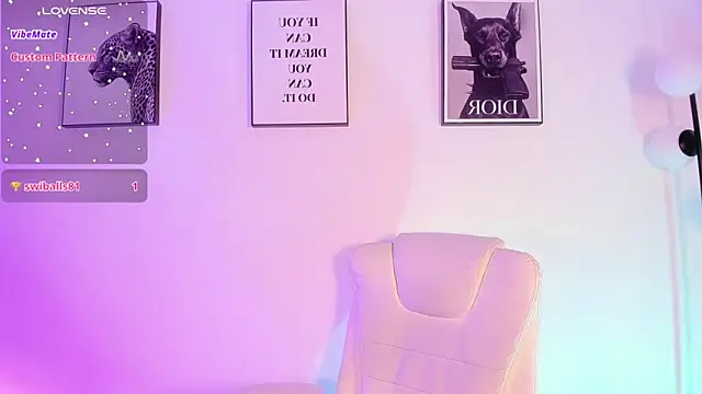 LizzyPonce online show from 12, 2, 2026