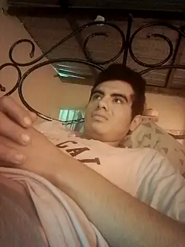 Ortiz3404 online show from 8, 11, 2025