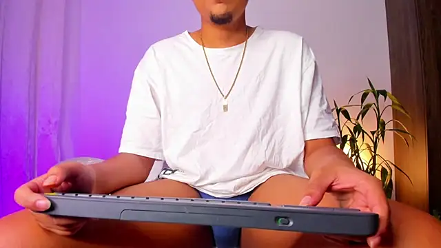 asmodeo 33 online show from 18, 9, 2025