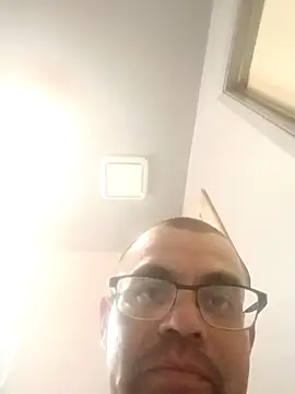 Crossedsissy online show from 2, 4, 2026