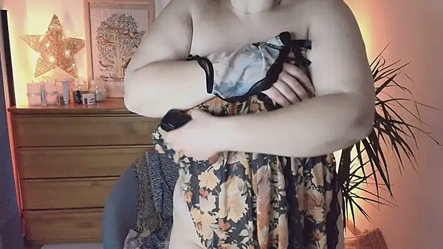 marrygrayes online show from 25, 1, 2025