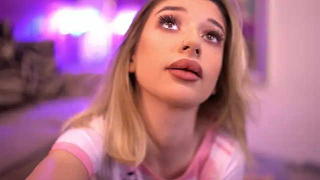 OdetteMason online show from 25, 9, 2025