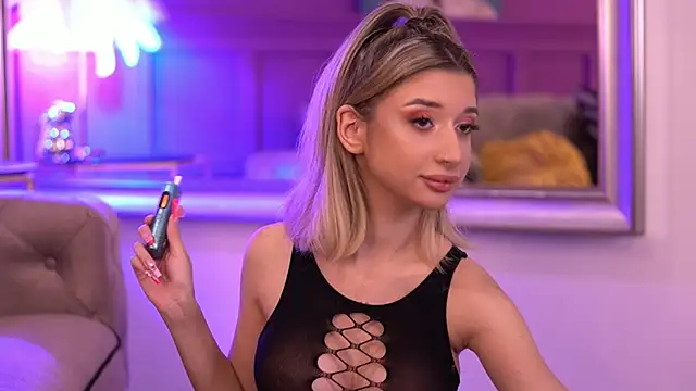 OdetteMason online show from 12, 9, 2025