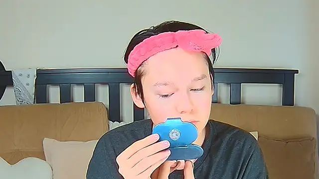 Derek Carter online show from 4, 10, 2025