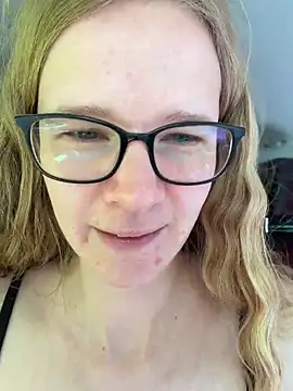 Bikergirl 97 online show from 7, 5, 2026