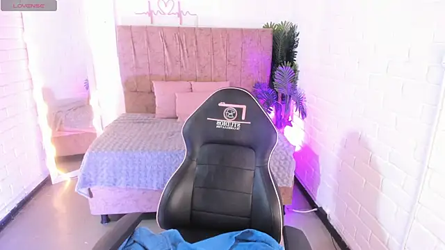 juanita tay online show from 15, 9, 2025